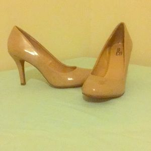 Nine & Co. Nude Heels